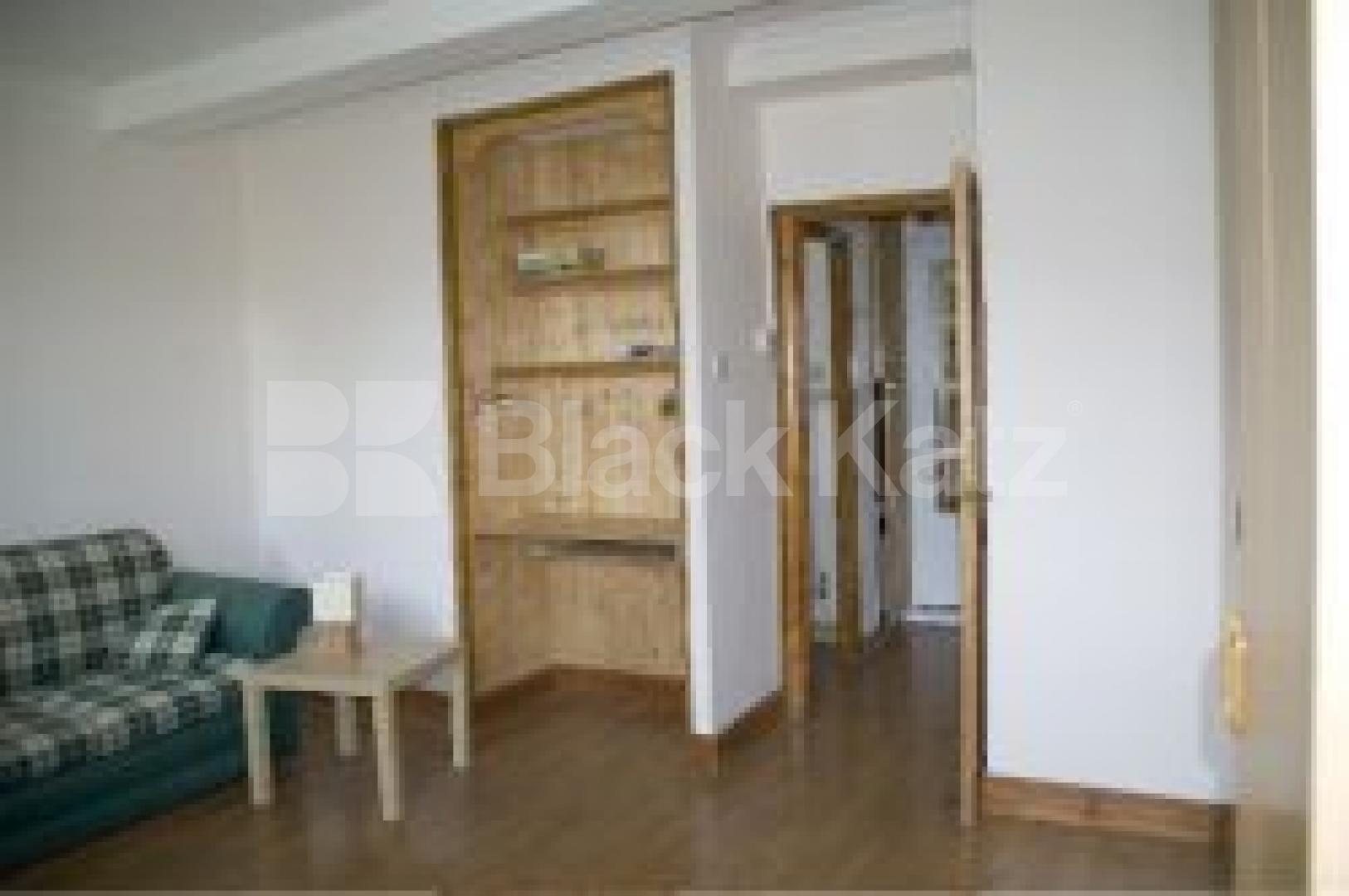 			Studio Apartment, 1 bath, 1 reception Flat			 Kilburn Lane, QUEENS PARK W10